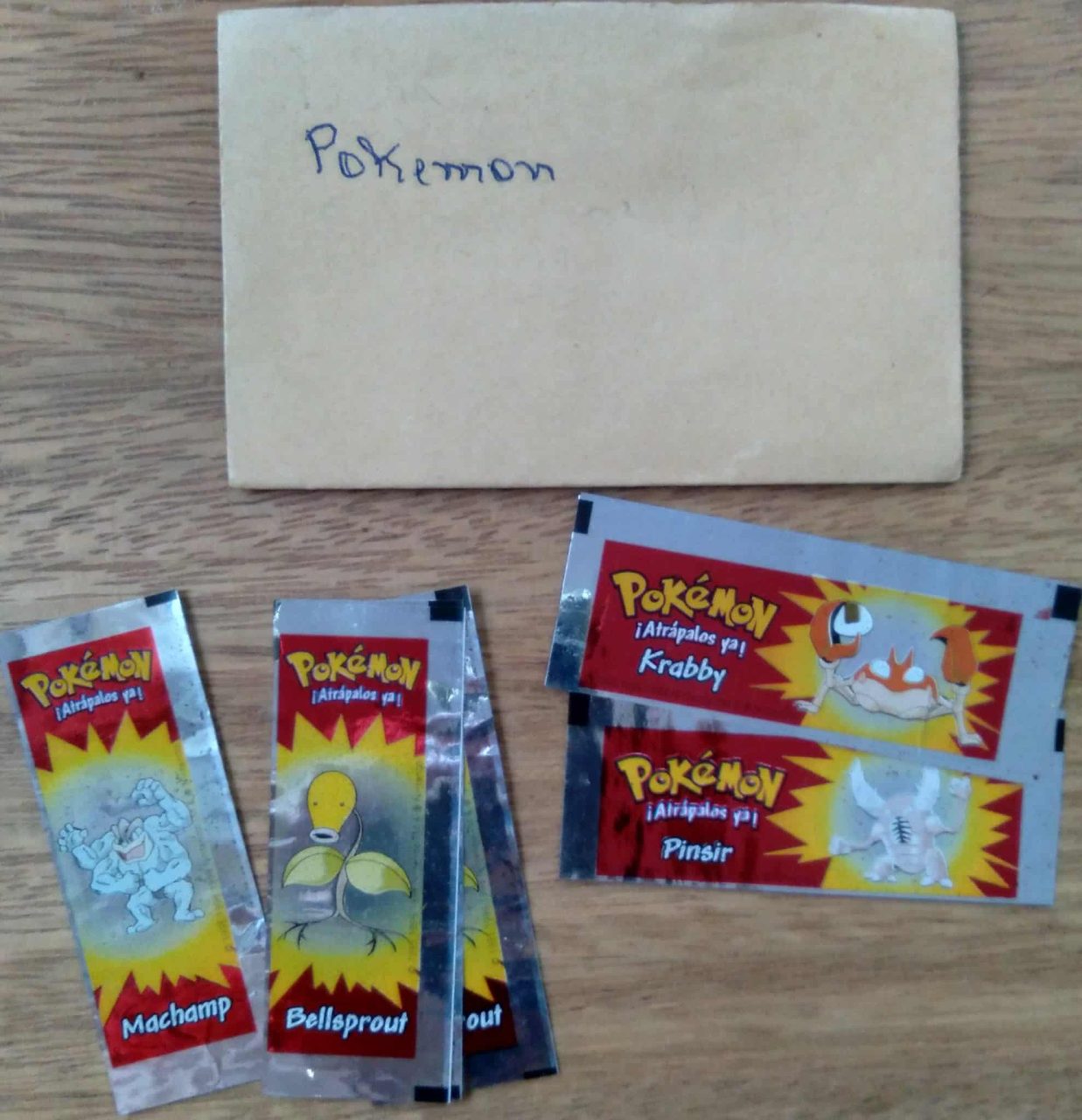 | Casa do Colecionador Figurinhas Arcor Pokemon atrapalos ya / valor de cada uma.