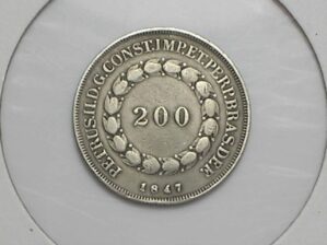 - Raríssimo 200 Réis -1847 Data emendada de 1844 (Série de Cruzados) / classificada Mbc/Sob / Exemplar totalmente preservado