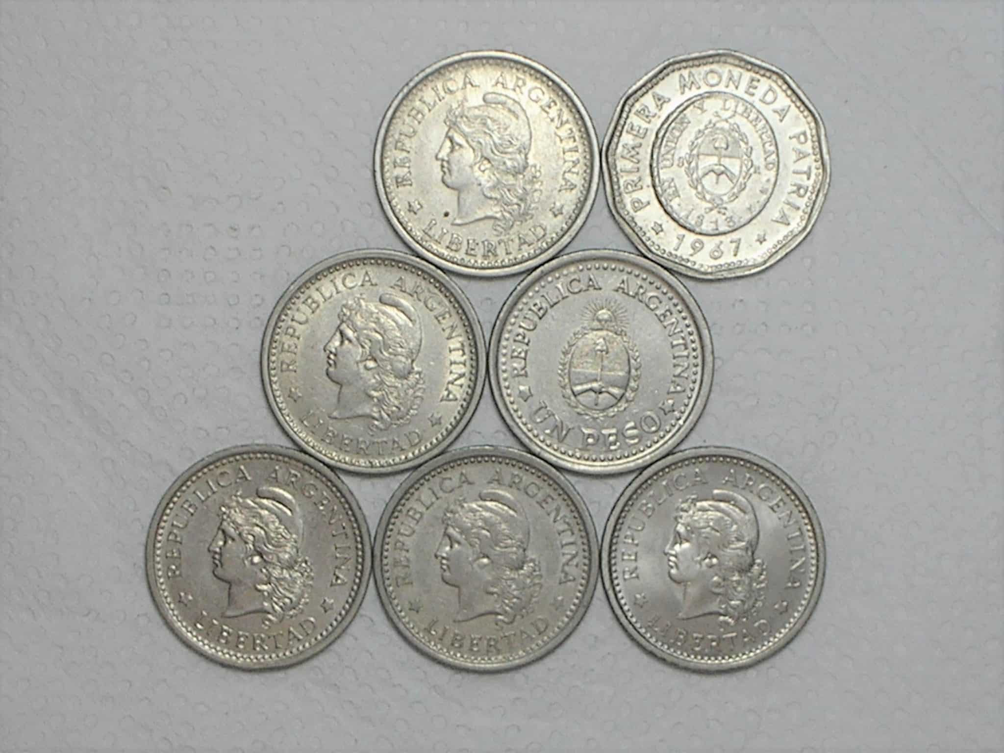 | Casa do Colecionador Argentina) 1 Peso - 1957/58/59/60/60-comemorativa Piratini /62/67-Piratini / Mnc/S / Ni-Cl.st. / box33