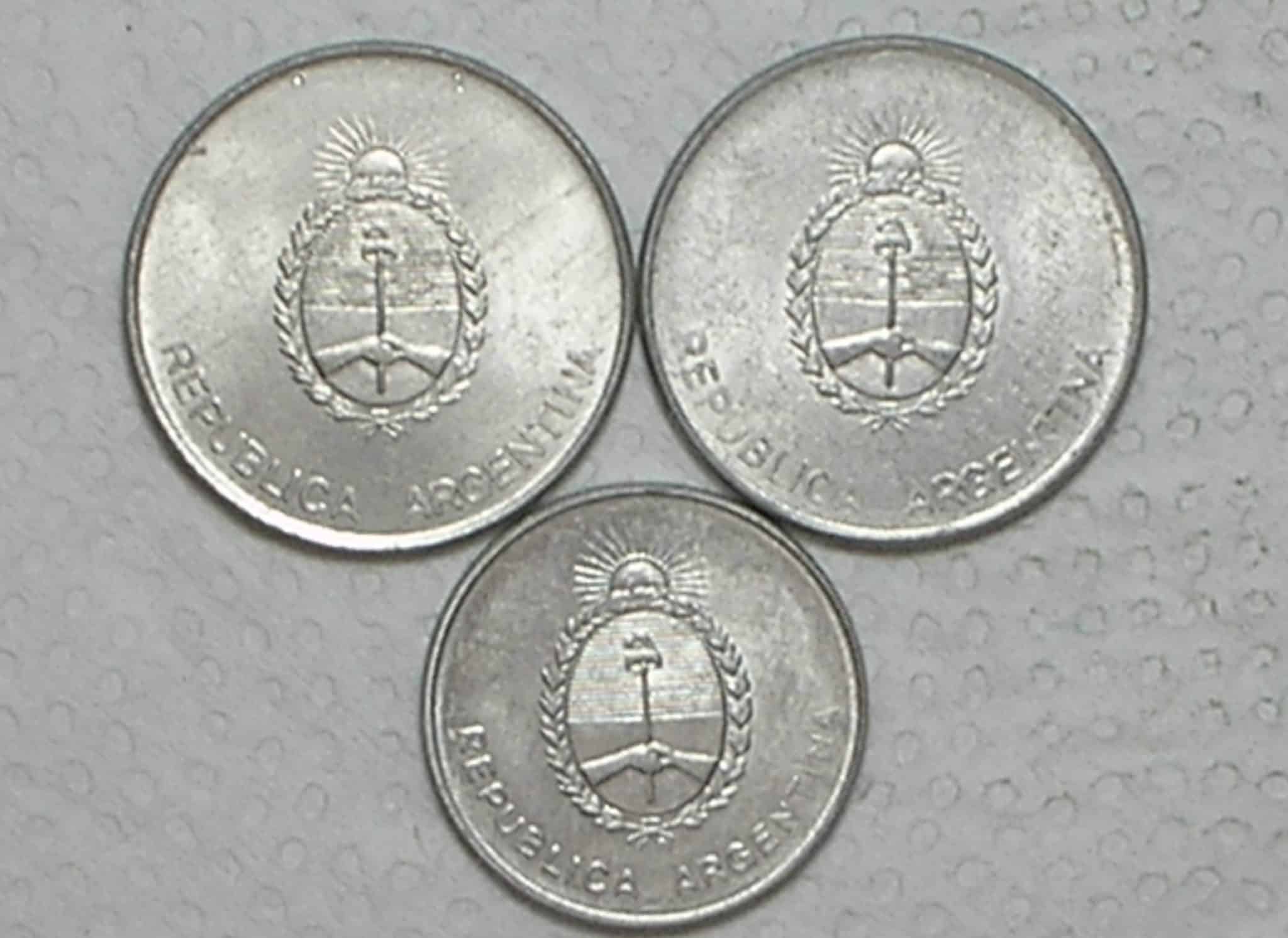 | Casa do Colecionador Argentina) Carimbo Piratini - 100 Australes - 1990 + 1.000 Australes - 1990/1991 / Al / Flor de cunho / box33