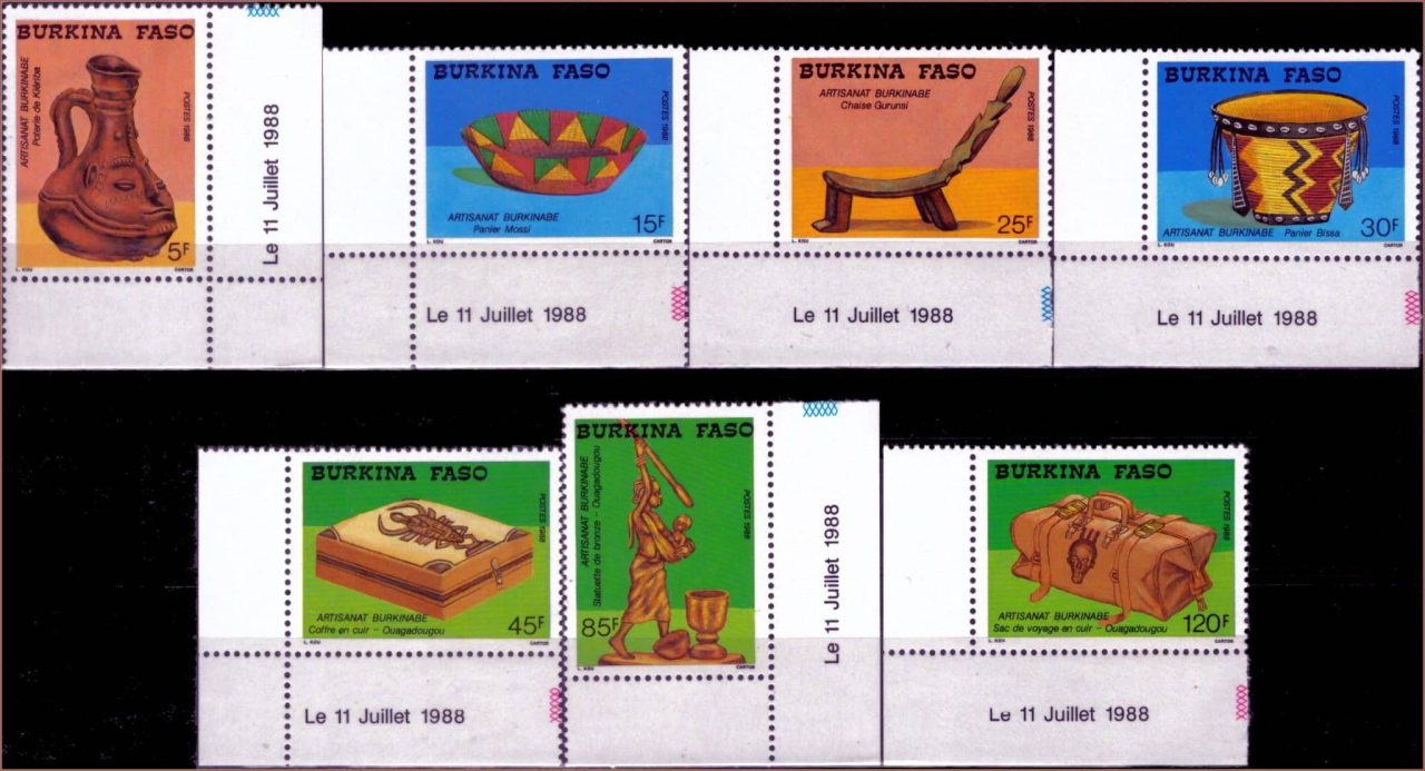 | Casa do Colecionador Burkina Faso - Artesanato - 1988 - S/Completa