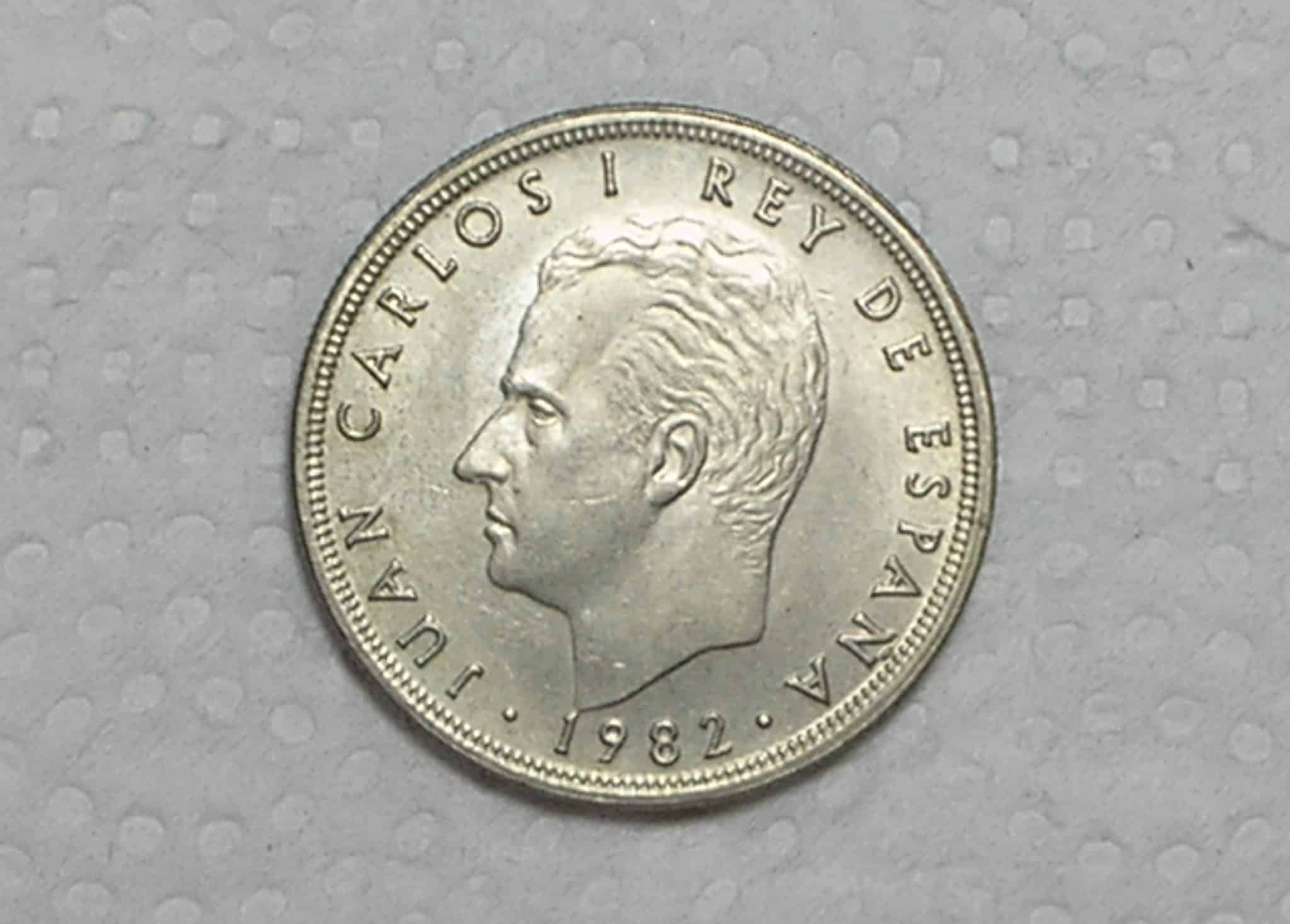 | Casa do Colecionador Espanha) 5 Pesetas - 1982 / Flor de cunho / Co/Nil / box33