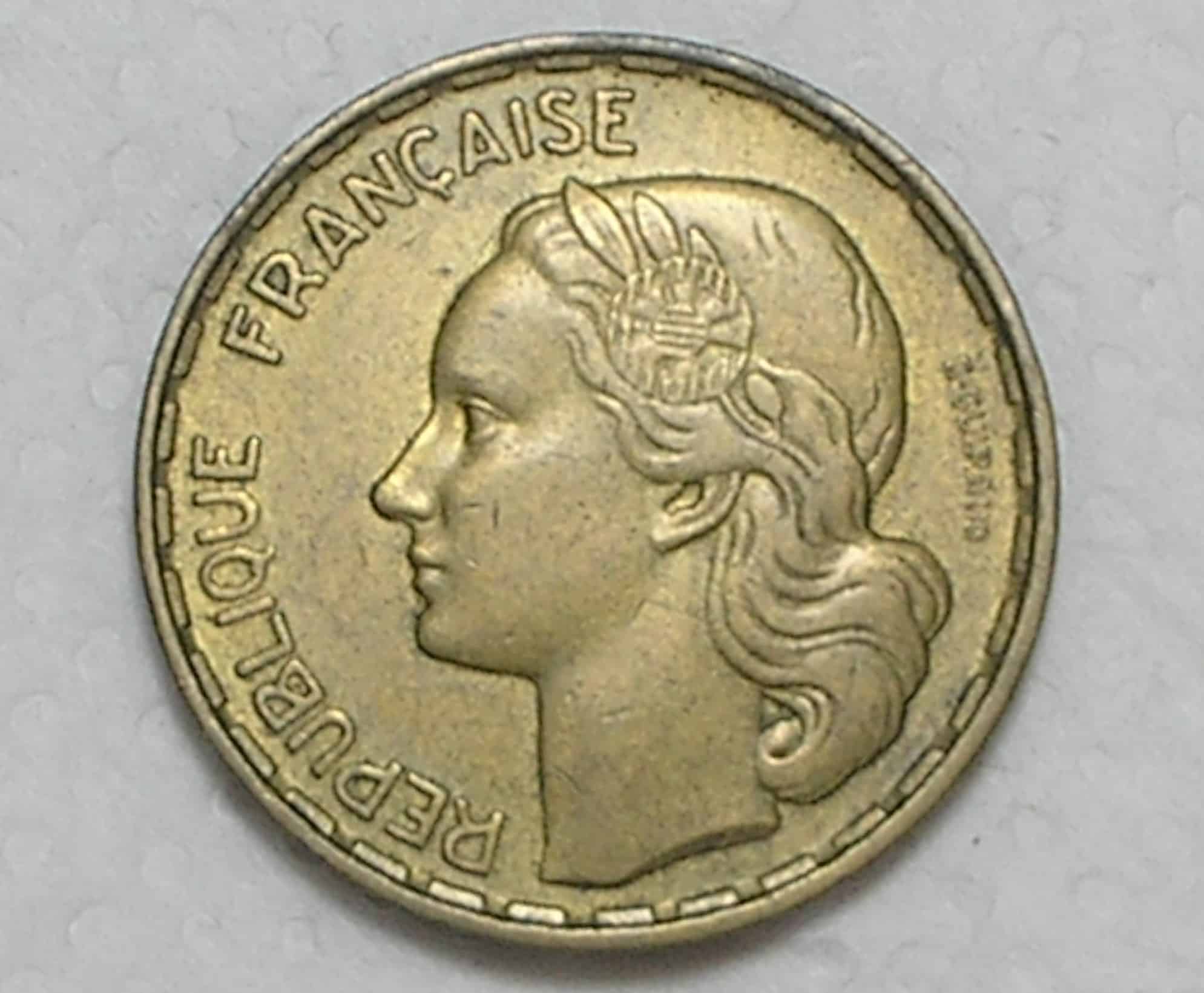 | Casa do Colecionador França) 50 Francs - 1951 / Bz/Al / Sob / box35.4