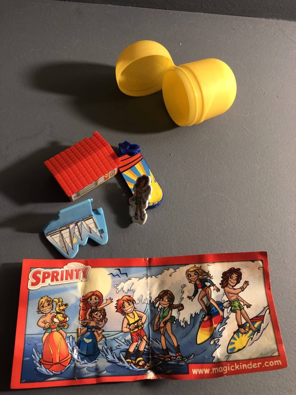 | Casa do Colecionador Lote Brinquedos Brindes Kinder Ovo Com Encarte e Capsula Originais