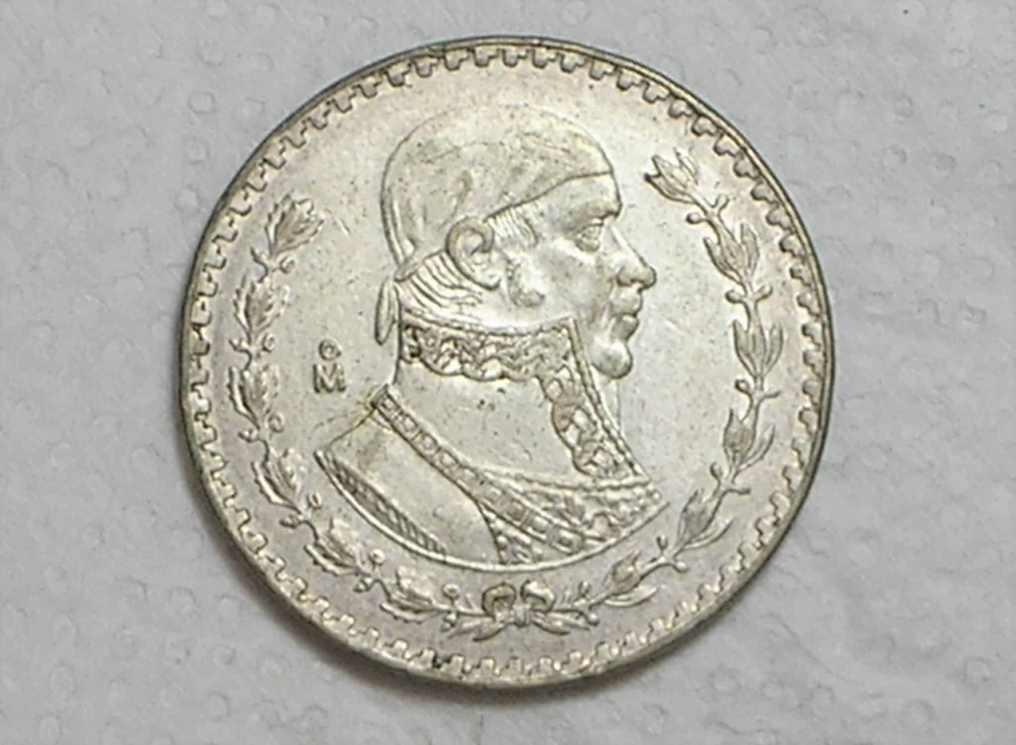 | Casa do Colecionador - México) 1 Peso - 1961 - Morelos / Prata / Flor de cunho / box36