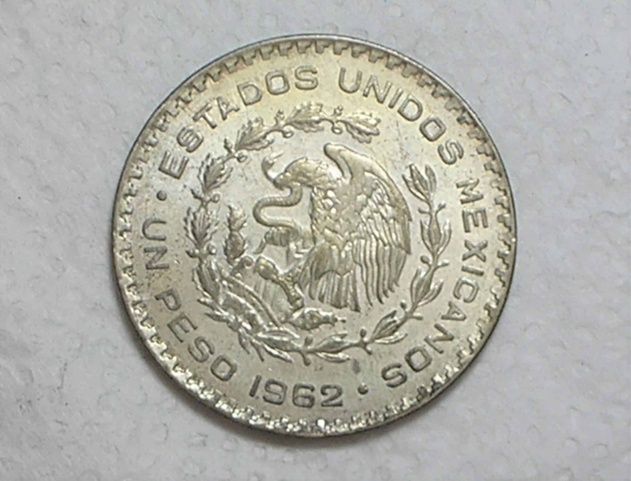 | Casa do Colecionador México) 1 Peso - 1962 - Morelos / Prata / Flor de cunho / box36