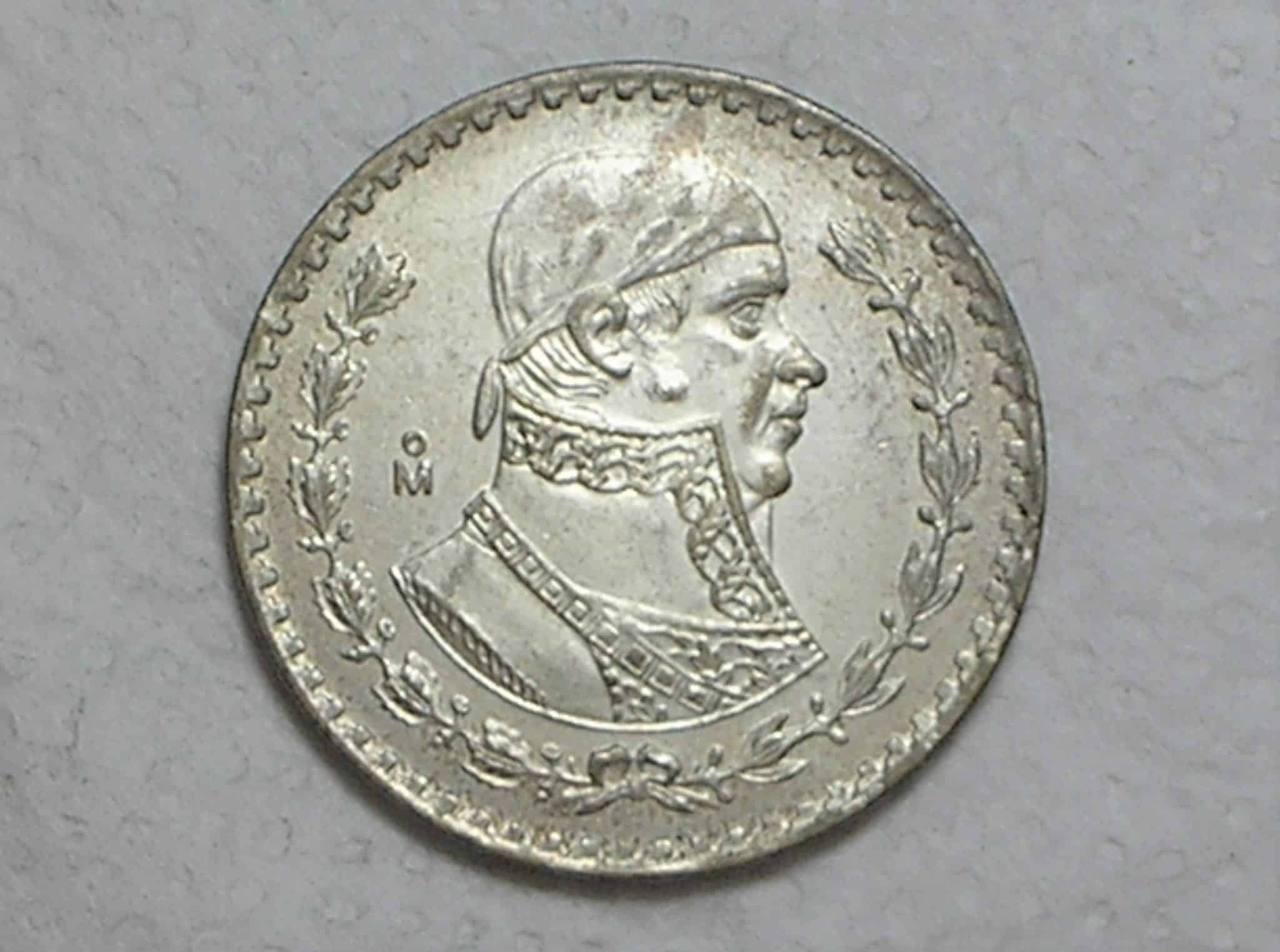 | Casa do Colecionador México) 1 Peso - 1962 - Morelos / Prata / Flor de cunho / box36