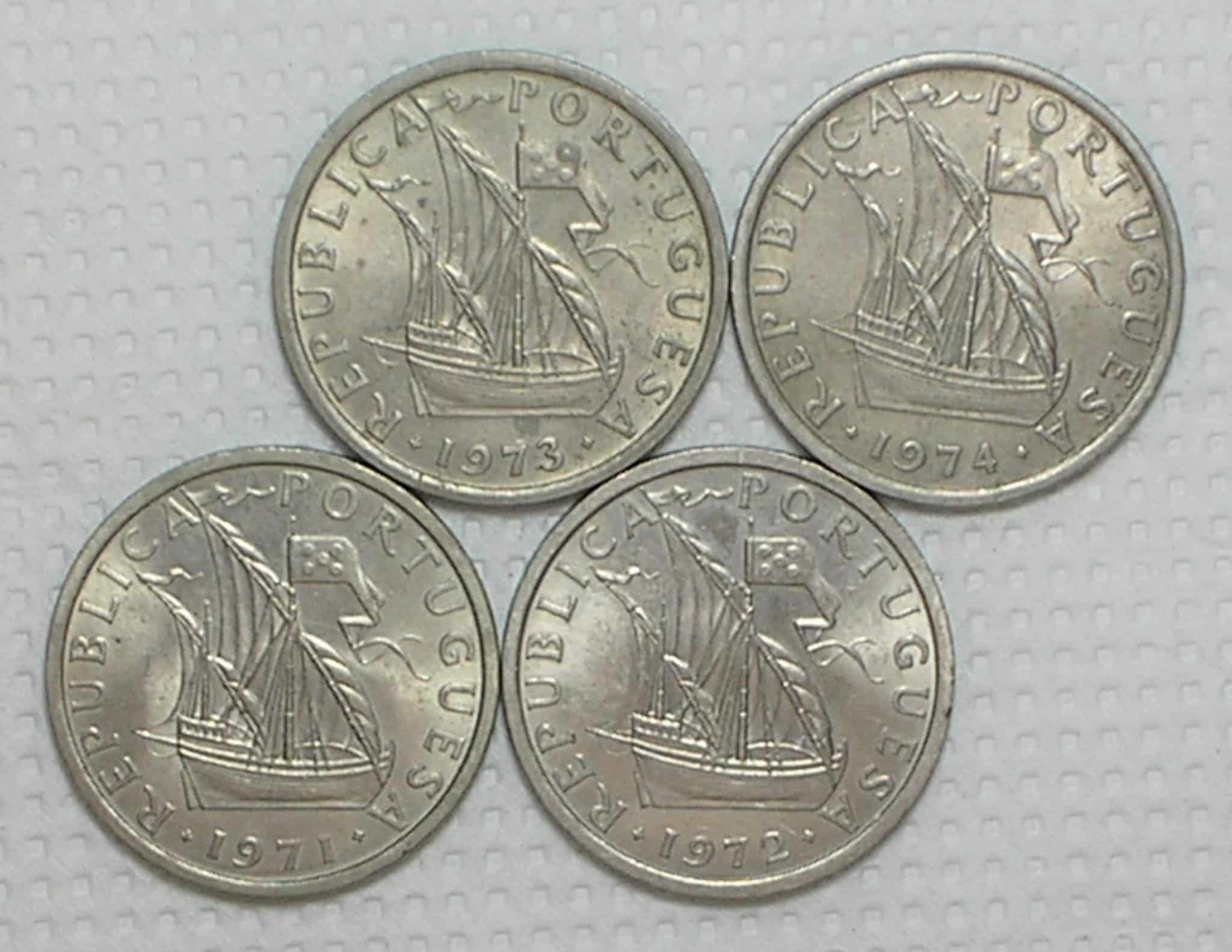 | Casa do Colecionador Portugal) 10 Escudos - 1971/1972/1973/1974 / Co/Ni / Soberbas / box38
