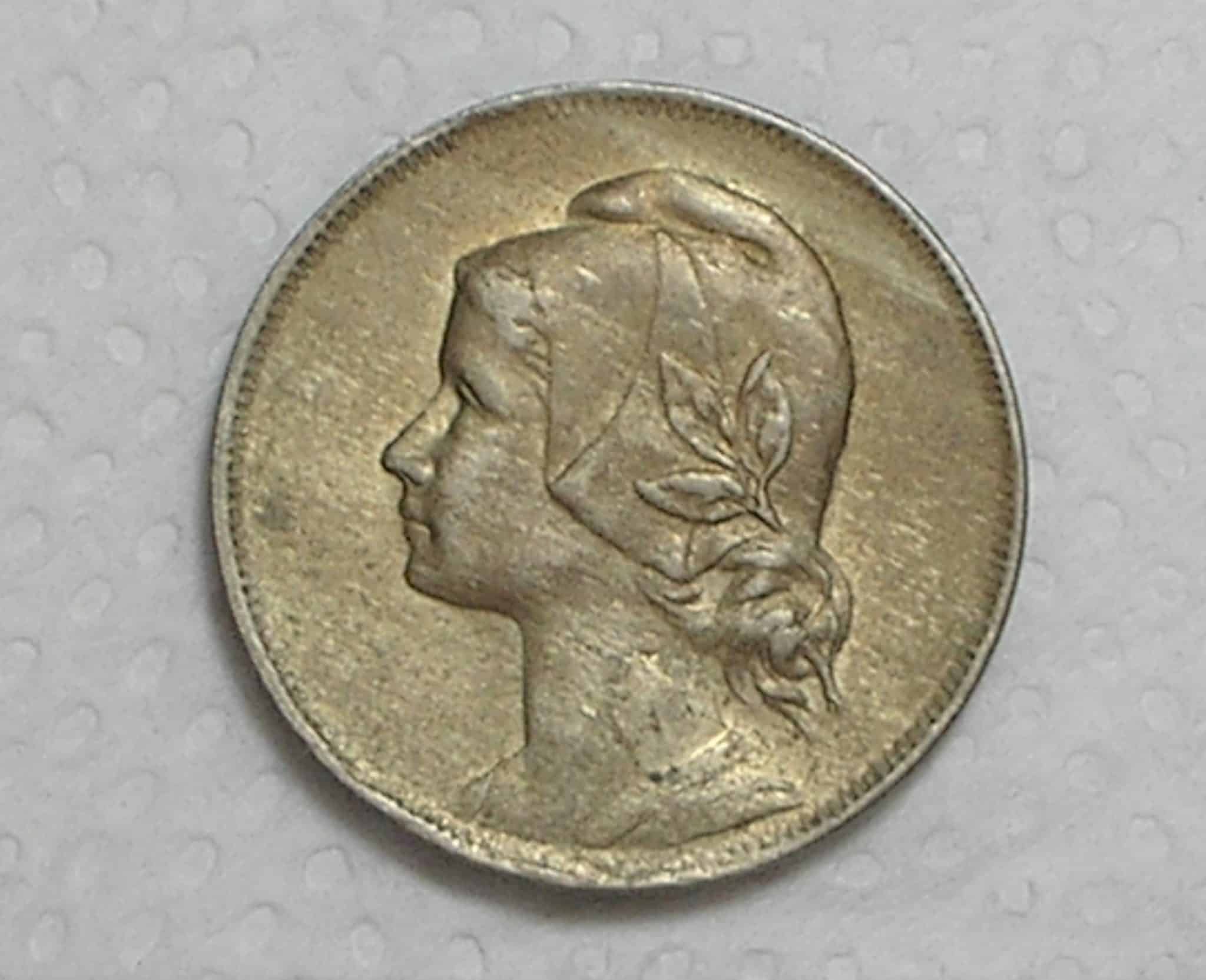 | Casa do Colecionador Portugal) 4 Centavos - 1917 / Co/Ni / Fc / box37