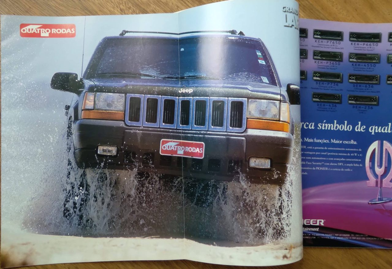 | Casa do Colecionador Revista Quatro Rodas 453. Carro 1.0 manutenção de 30 versões.