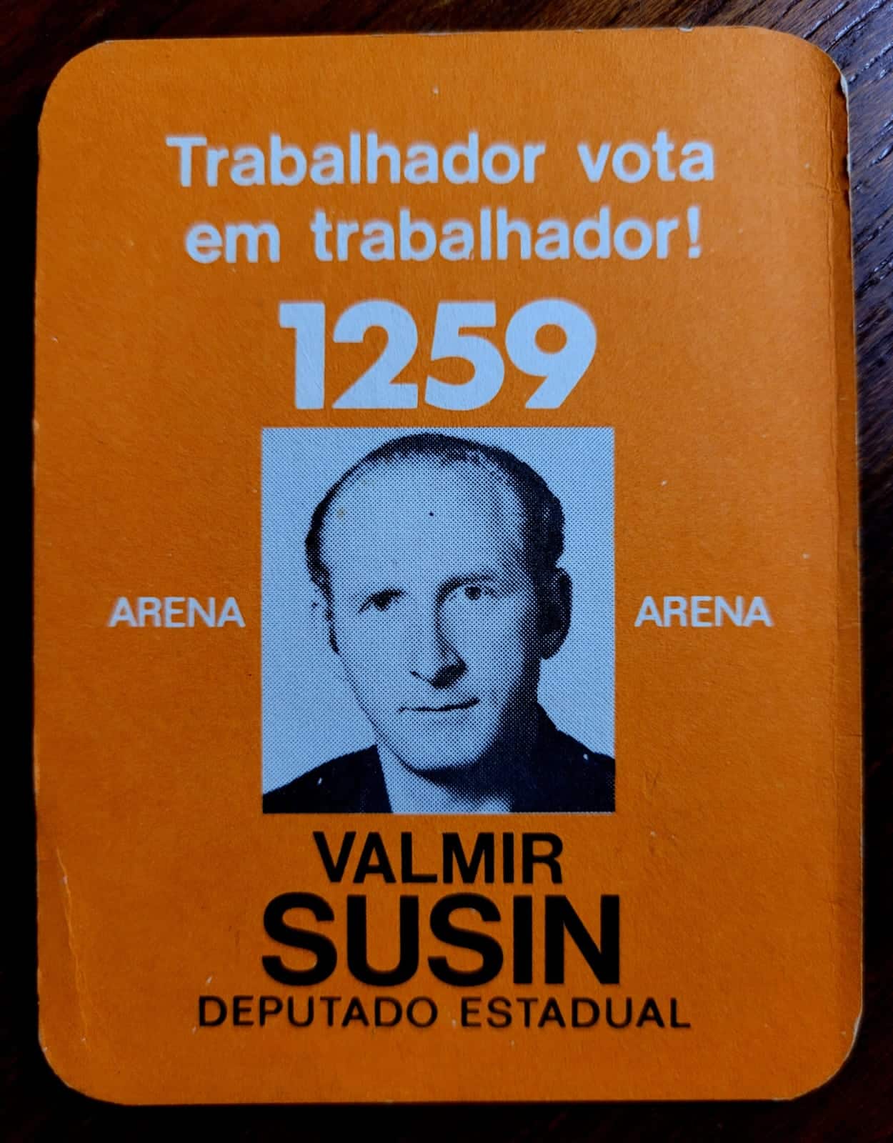 | Casa do Colecionador Calendário de Bolso (Tema Política) Valmir Susin (Arena) Deputado Estadual - Ano 1978