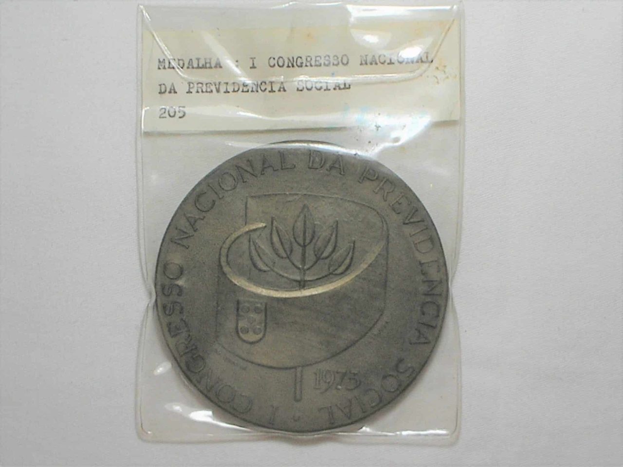 | Casa do Colecionador Medalha do 1º Congresso Nacional da Previdência social - 1973 / Exemplar grande.