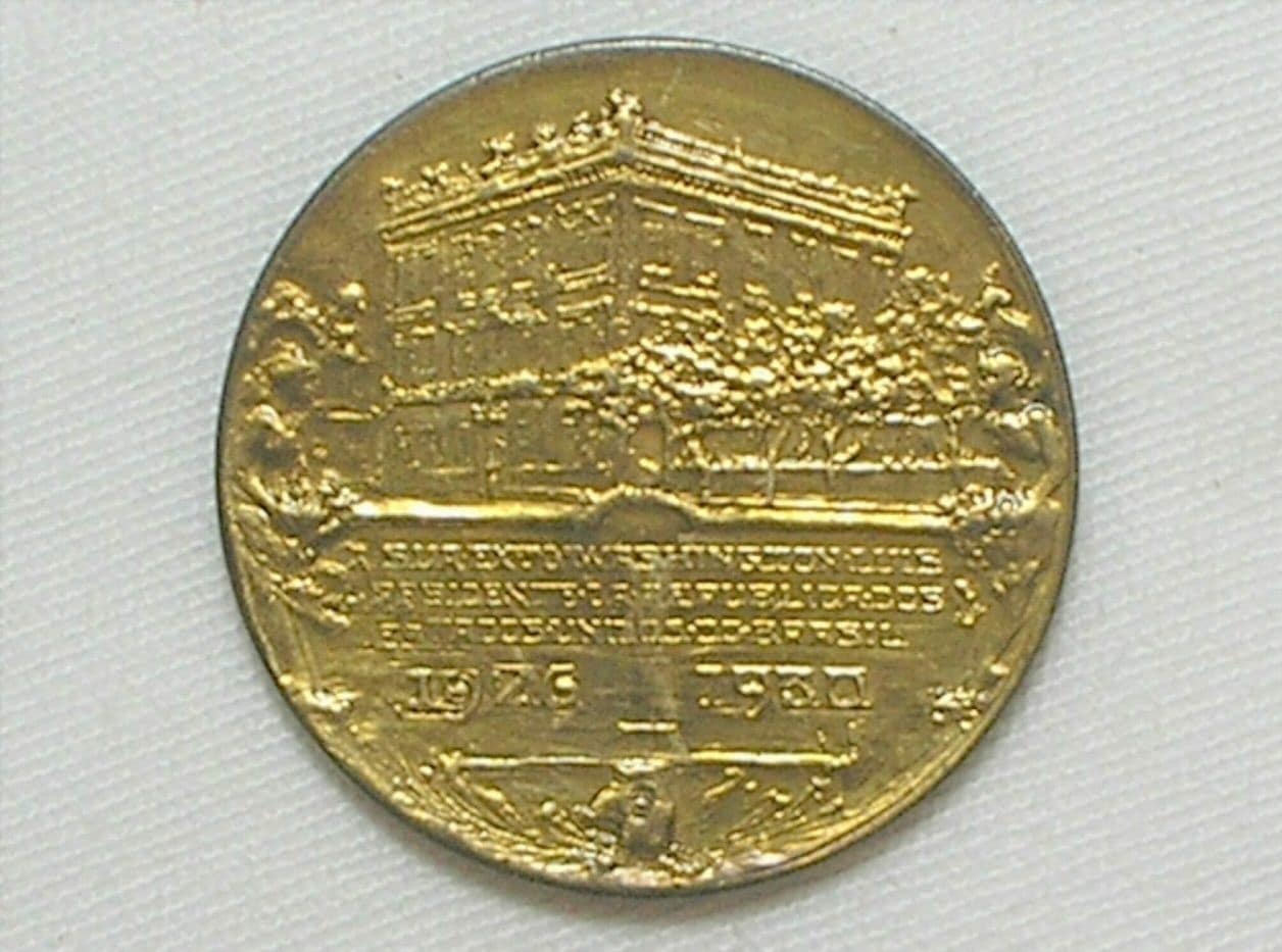 | Casa do Colecionador Medalha Pres. Washingtom Luiz Pereira de Souza - 1926 / 1930 / 30mm diam. em Bronze / Sob
