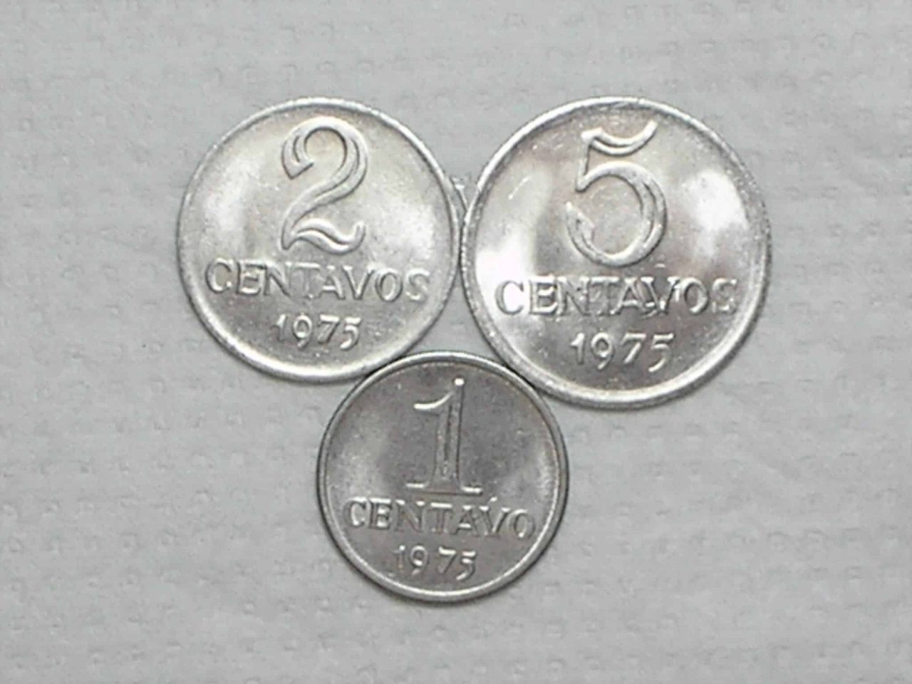 | Casa do Colecionador Série 1 / 2 / 5 Centavos - 1975 / Flor de cunho / m420.1