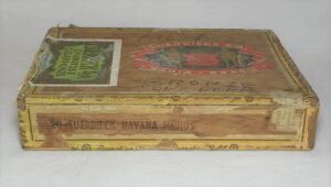 Antiga caixa de charutos Suerdicek Havana - Bahia - muito antiga / Brasil - 1966 - Com etiquetas originais --- Serve para agrupar moedas e objetos