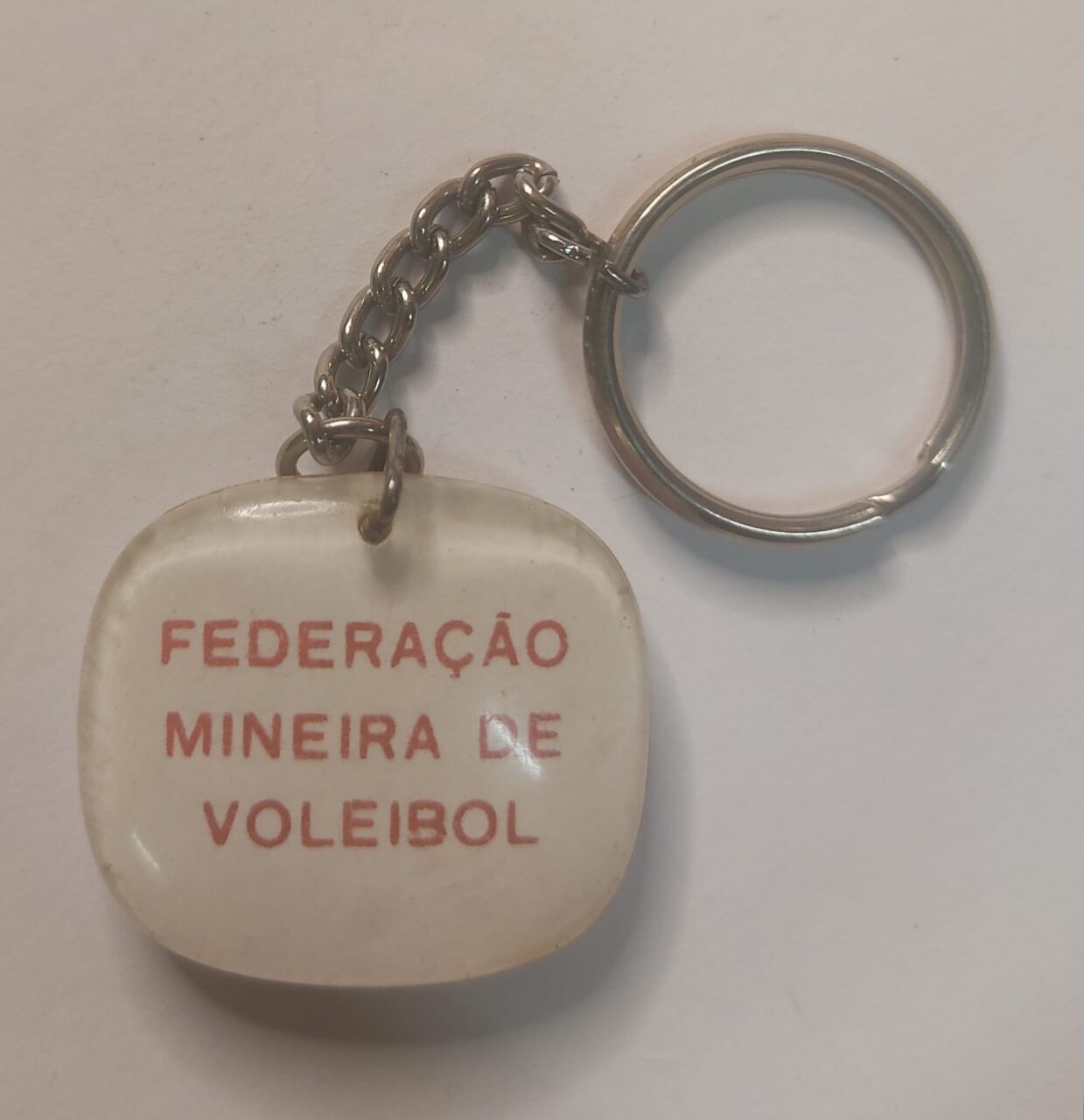 | Casa do Colecionador Chaveiro de Acrílico - Federação Mineira de Voleibol