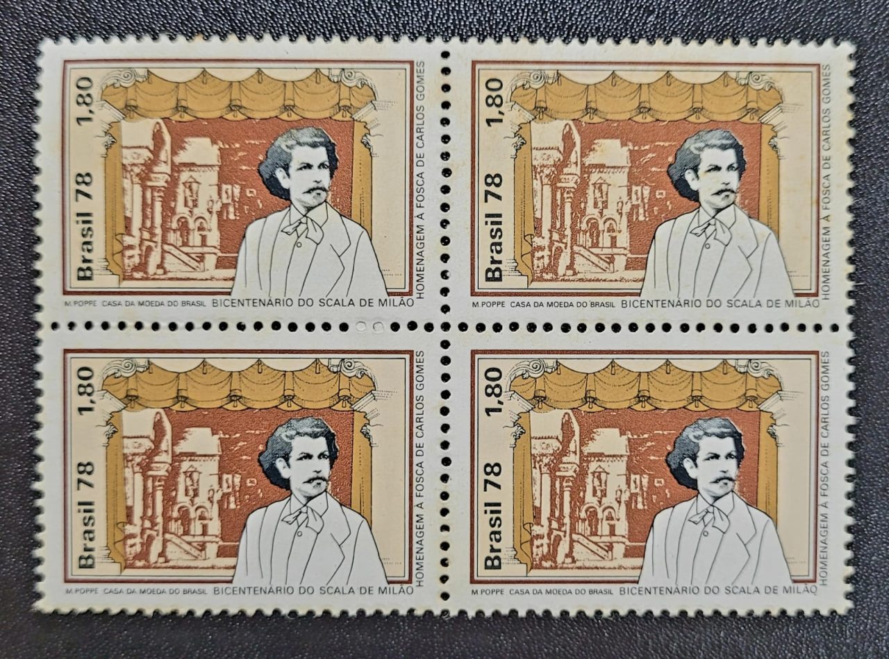 | Casa do Colecionador Comemorativos - RHM C1029 (Quadra) Homenagem à Fosca de Carlos Gomes - 09/02/1978 (Selos do Brasil)