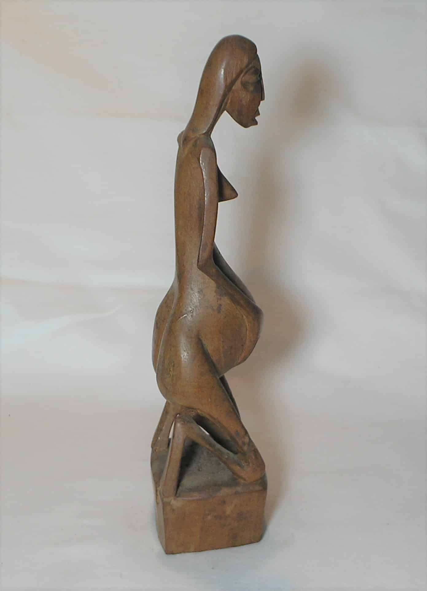 | Casa do Colecionador Escultura esculpida e talhada em madeira no estilo da fertilidade mulher Africana - importado