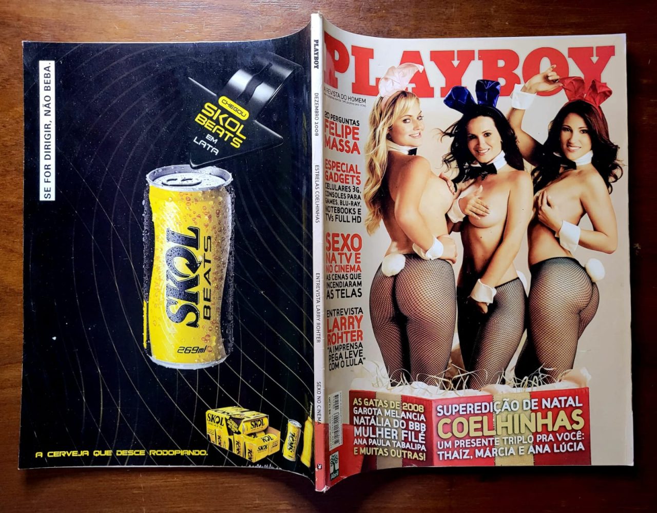 | Casa do Colecionador Playboy Nº 403 - Superedição de Natal - Coelhinhas Thaíz, Márcia e Ana Lúcia (Revista com Pôster) - Dezembro 2008