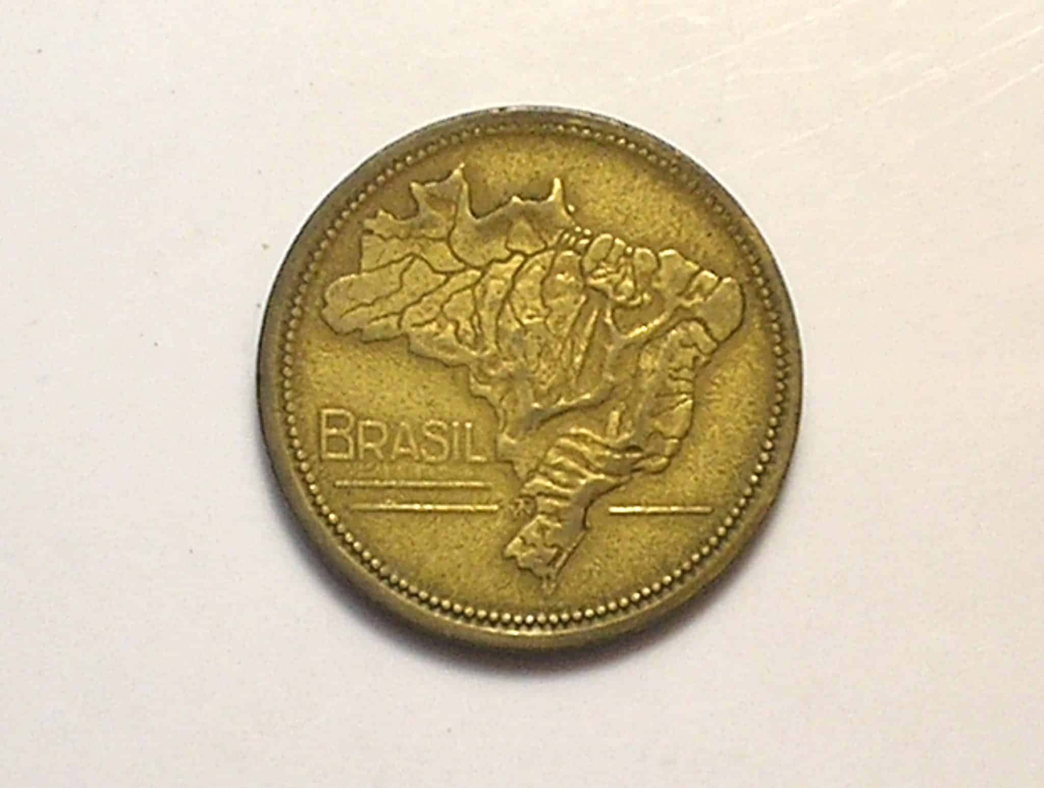 Escassa - 1 Cruzeiro 1945 - Com a Sigla / Mapa do Brasil / Mbc