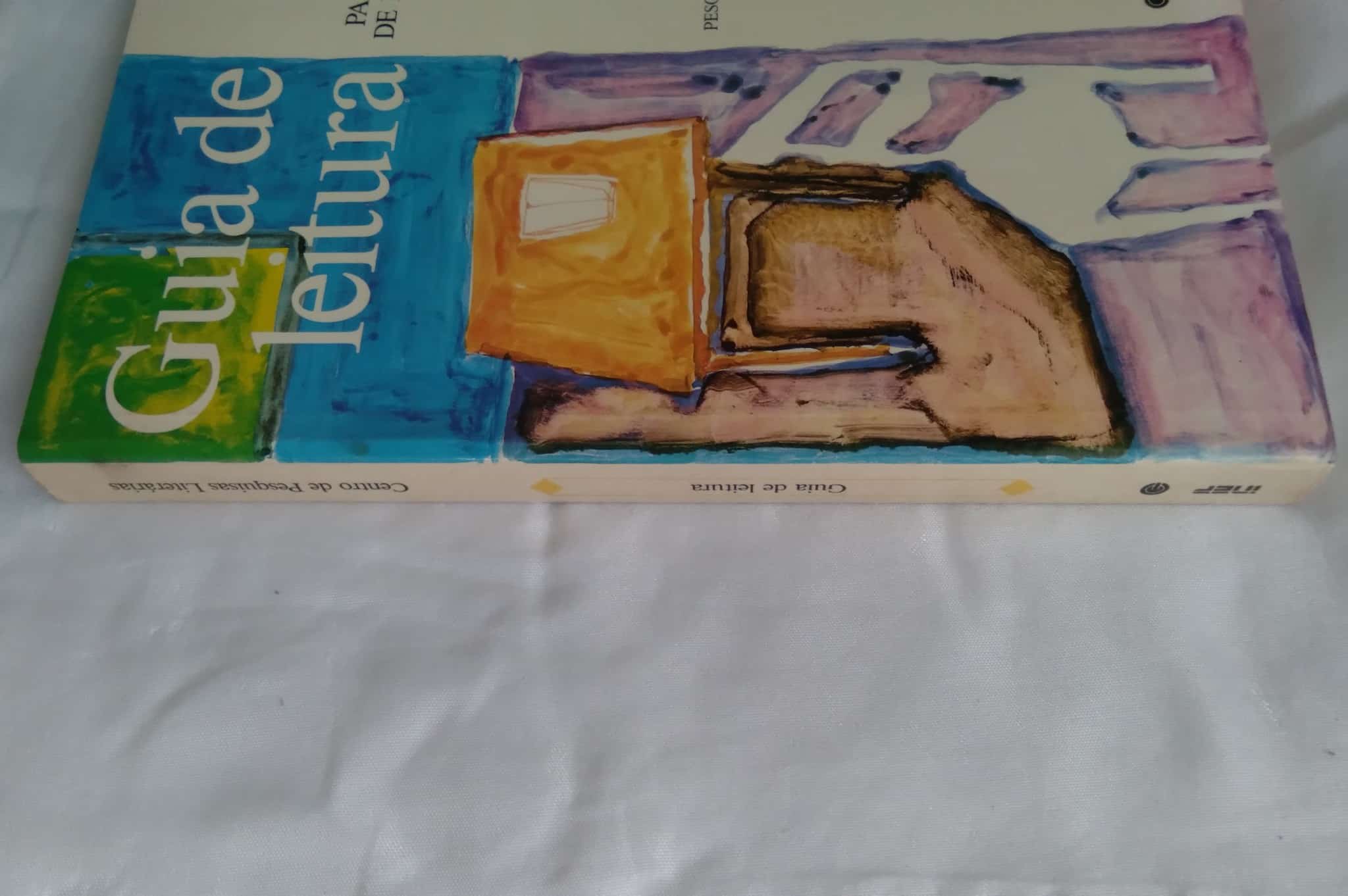 | Casa do Colecionador Livro Guia de leitura para alunos de 1° e 2° graus. Ed Cortez.