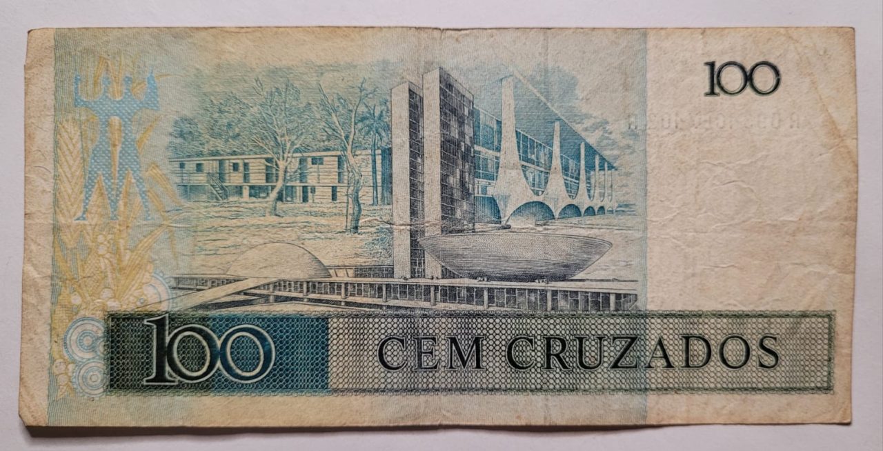| Casa do Colecionador 100 (Cem Cruzados) - Cédula C185 - MBC (Ano 1986)