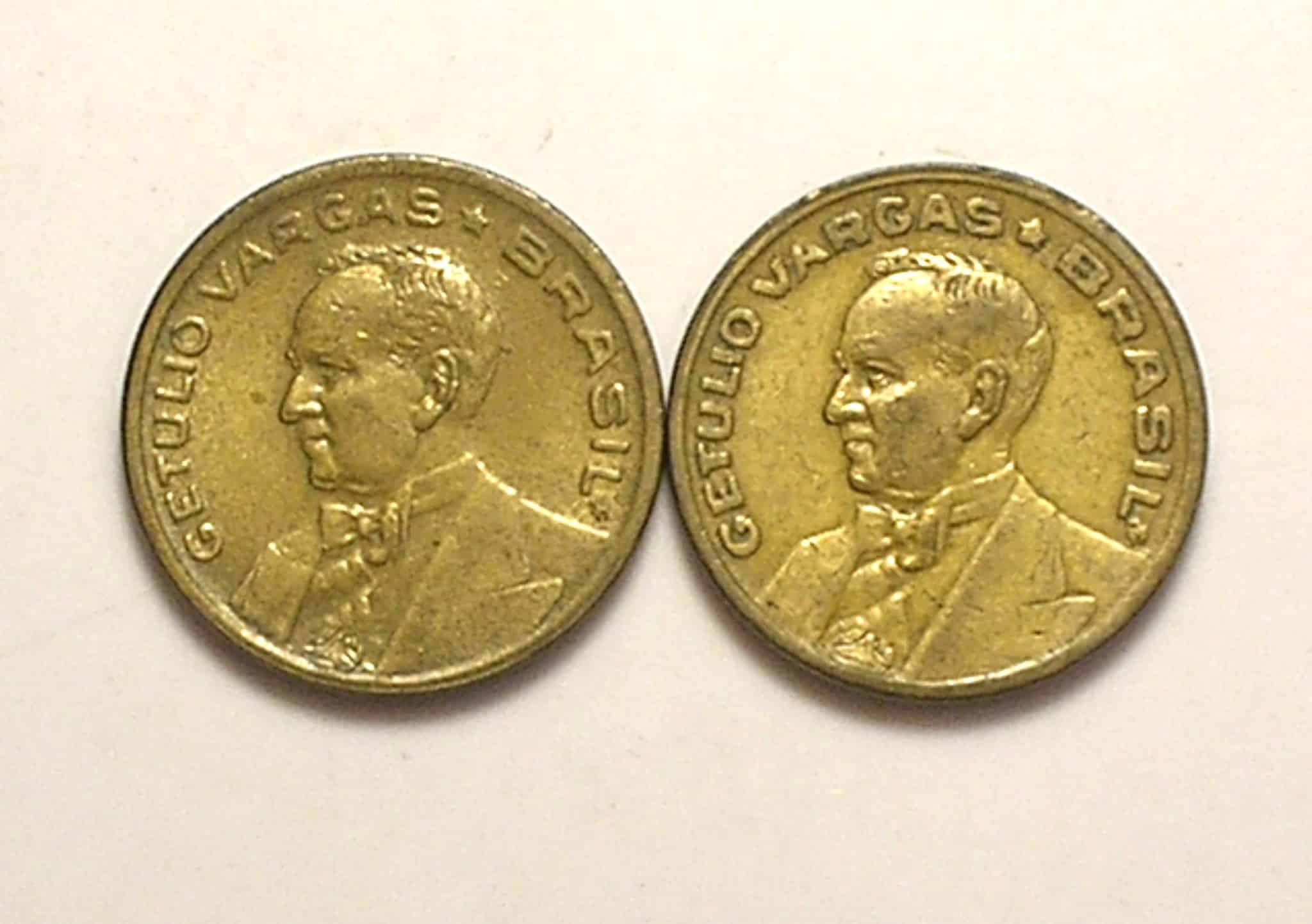 | Casa do Colecionador 20 Centavos 1944 - Data numeros finos e numeros grossos