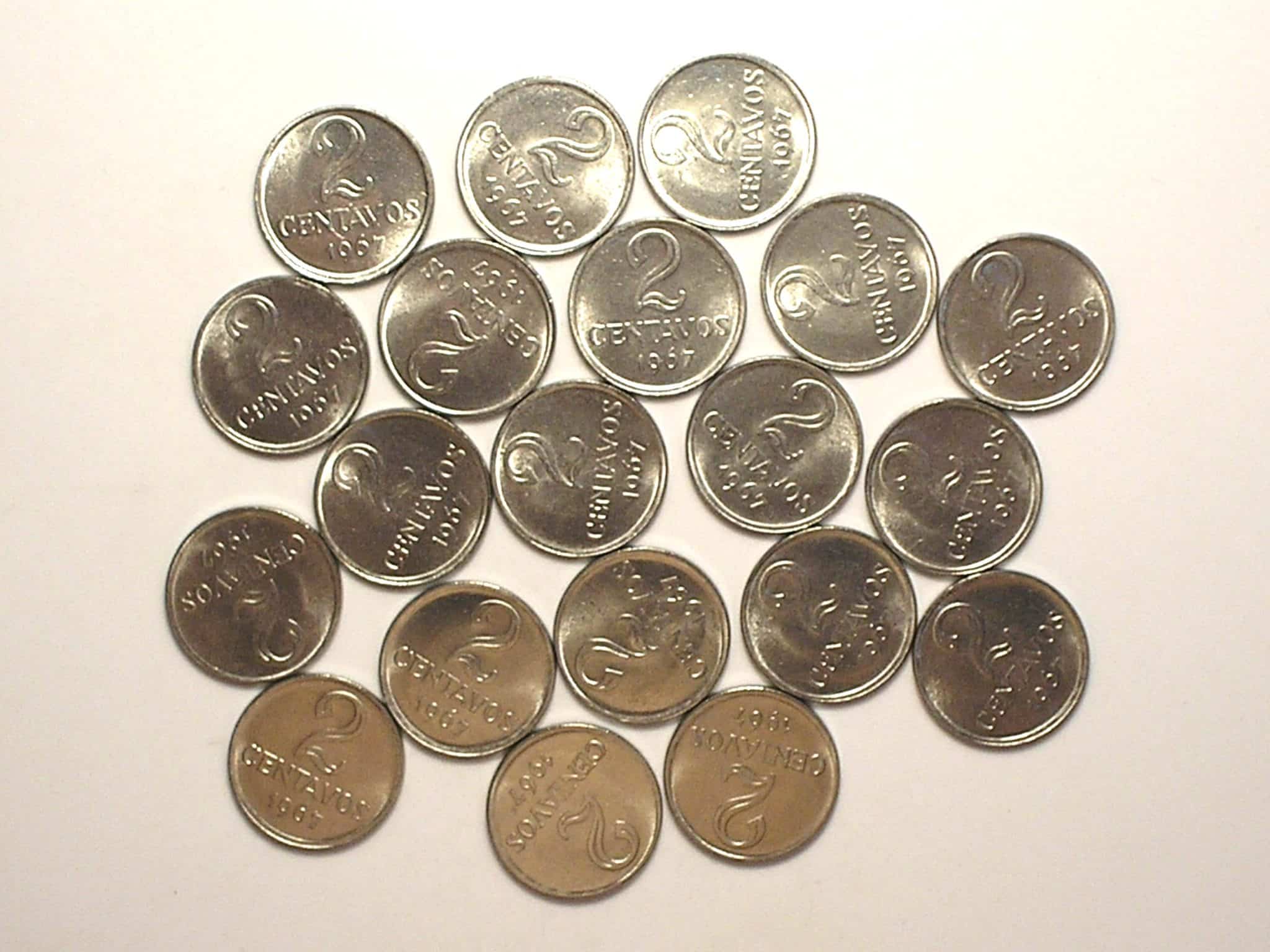 | Casa do Colecionador 20 Moedas de 2 Centavos de 1967 Flor de Cunho - Raro no estado