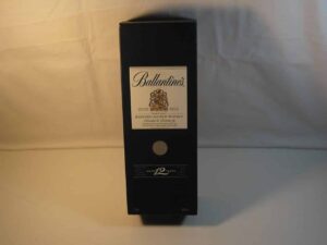 Caixa de Whisky - Ballantine's Blended Scotch Whisky 12 anos - desde 1827 / nova