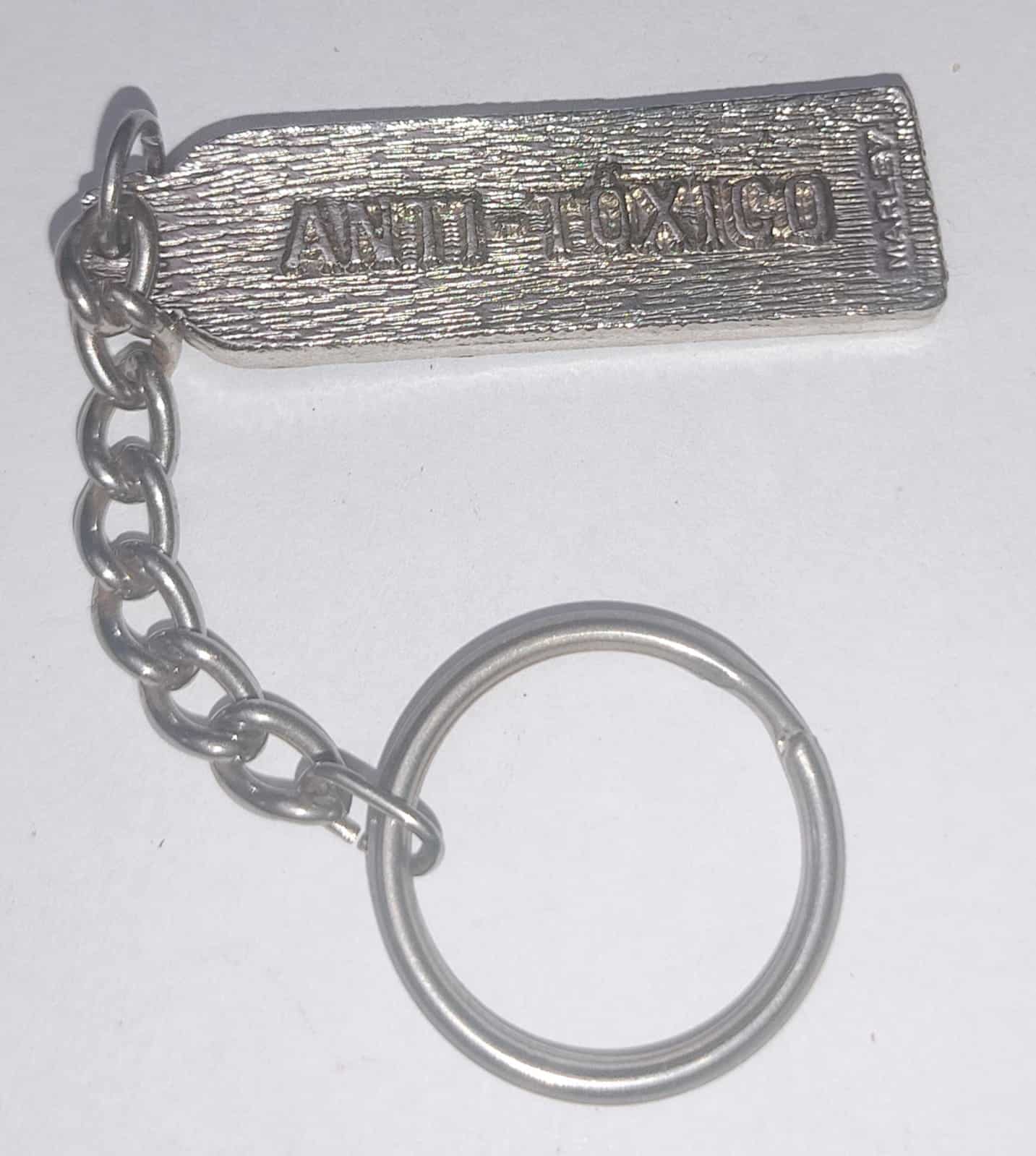 | Casa do Colecionador Chaveiro de Metal - Tubermin Anti-Tóxico