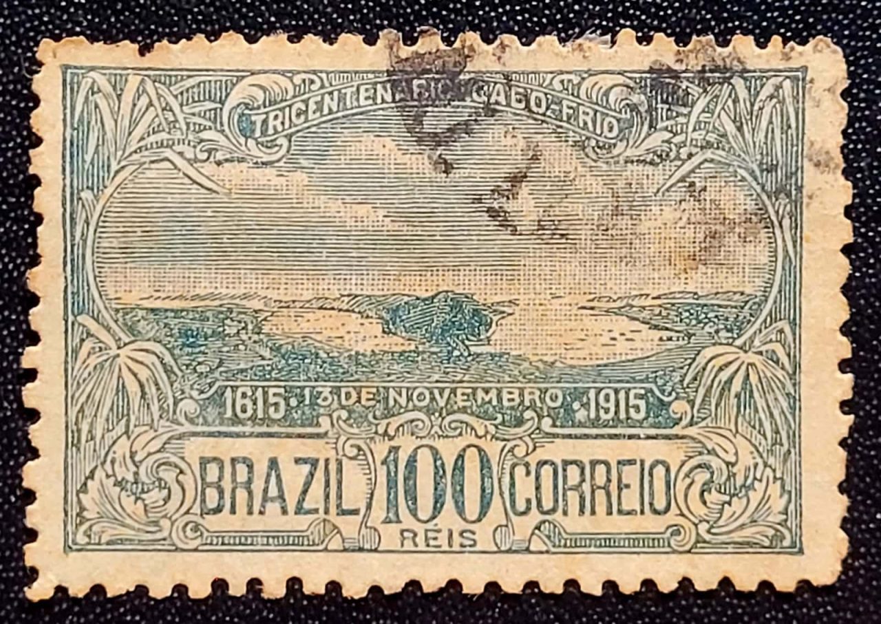 | Casa do Colecionador Comemorativos - RHM C0010 A (Usado - Variedade) 100 Réis - Tricentenário de Cabo Frio/RJ - 13/11/1915 (Selos da República)