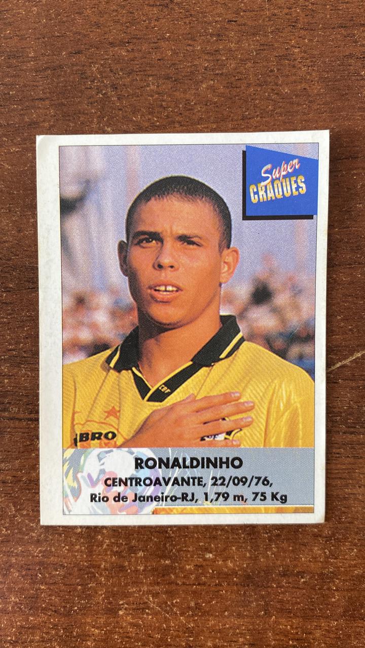 | Casa do Colecionador Figurinha Ronaldo fenômeno - Super Craques 97