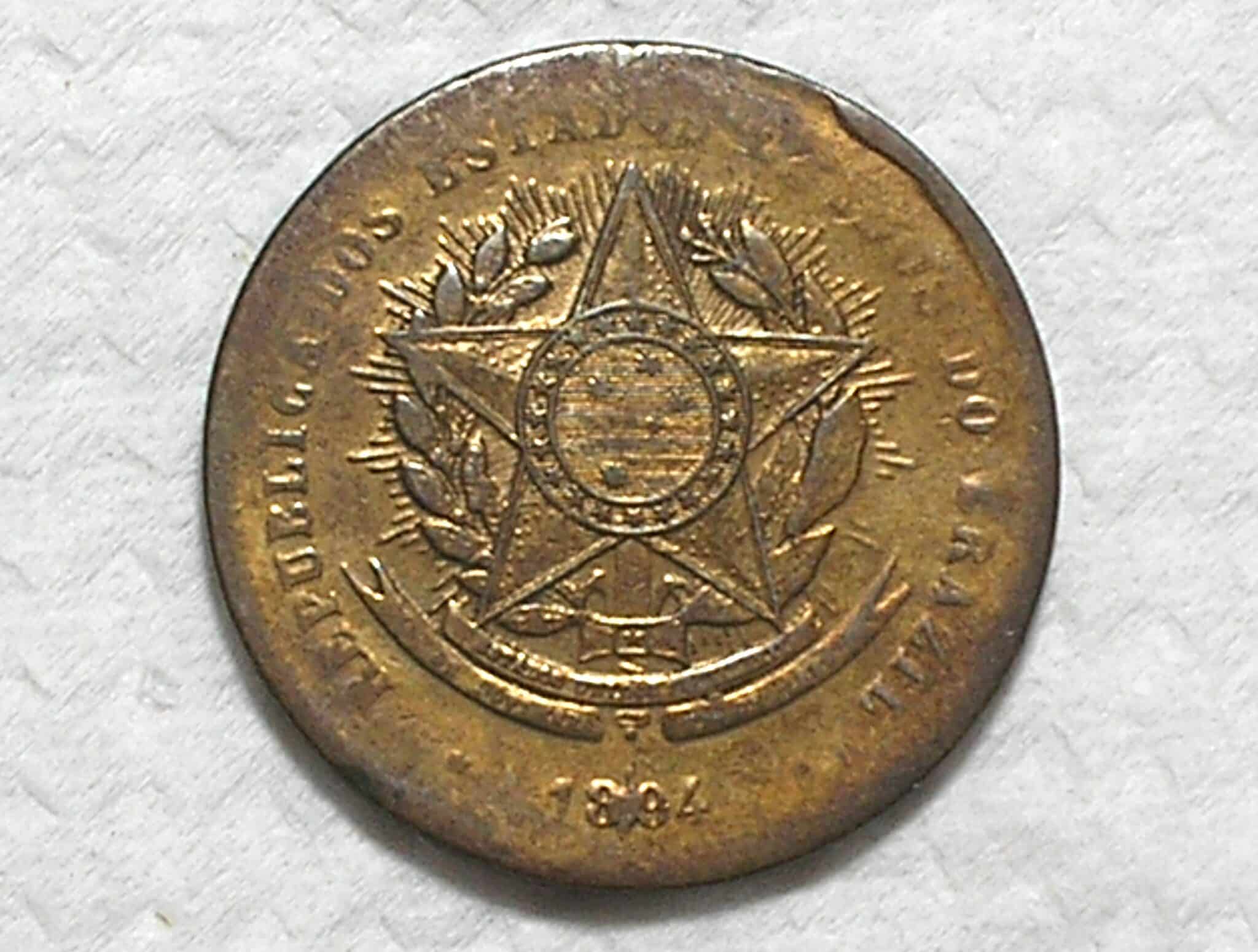 | Casa do Colecionador Recunho) 20 Réis - 1904 - Recunhada sobre 20 Réis 1894 - Existe vestígio de recunho sobre outra moeda / Rara / Bronze / box52