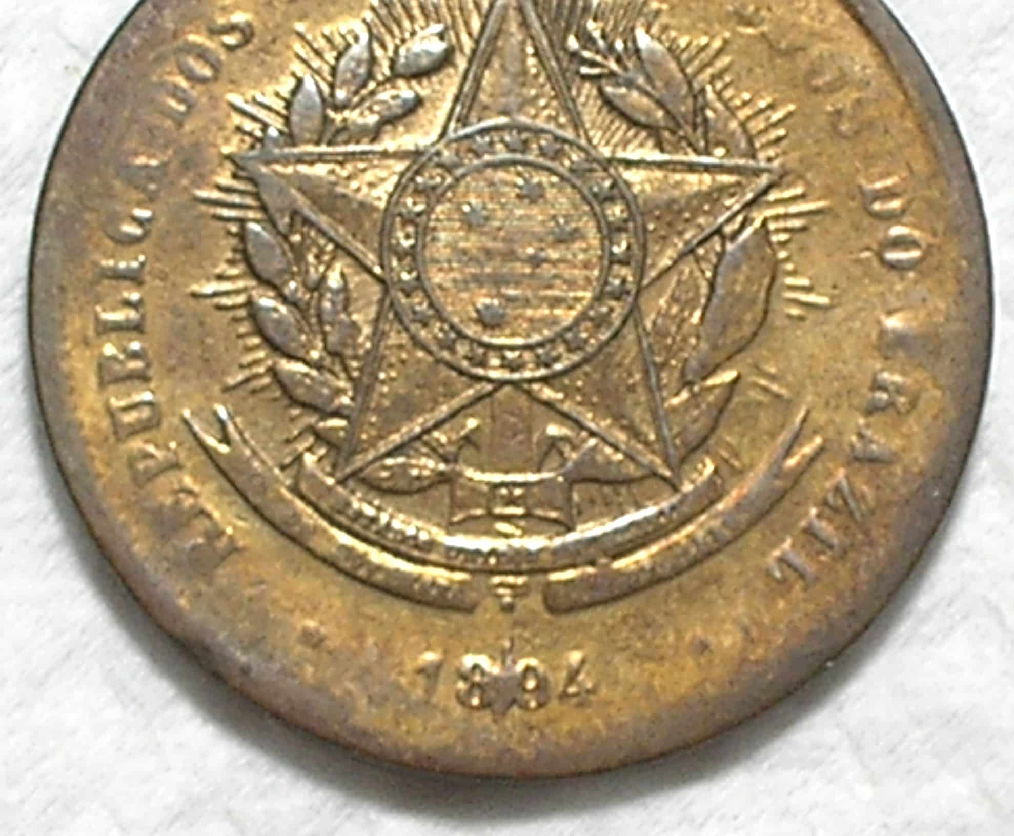 | Casa do Colecionador Recunho) 20 Réis - 1904 - Recunhada sobre 20 Réis 1894 - Existe vestígio de recunho sobre outra moeda / Rara / Bronze / box52