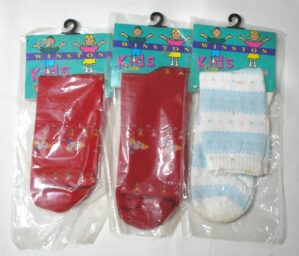 3 pares de Meias de qualidade da marca Winston Kids line, veste Infantil calçado uma nº 24 a 27 e duas nº 28 a 31 - menina