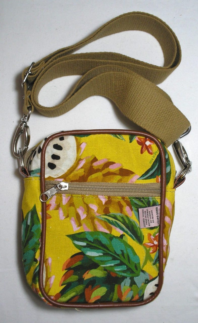 | Casa do Colecionador - Farme - Nova Bolsa de Ombro - Unisex - "Shoulder bag" - "ótimo para Bike" com "Estampa da Farme" de qualidade, Tecido e alça em algodão forrada por dentro com nylon 600 totalmente impermeável -