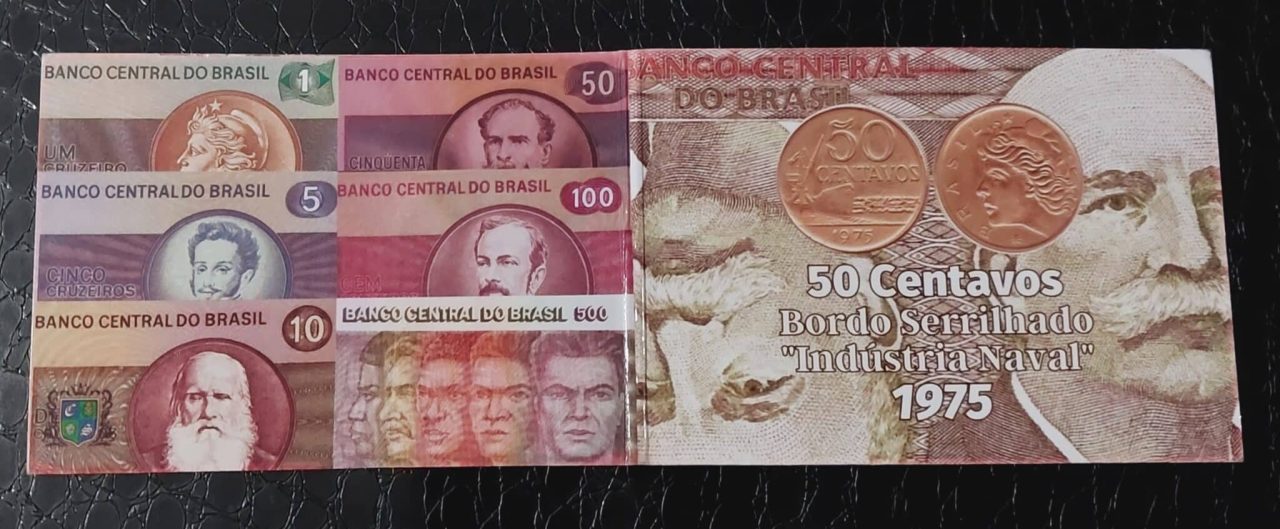 | Casa do Colecionador Moedas do mundo Encarte com moeda de 50 Centavos Sku 553
