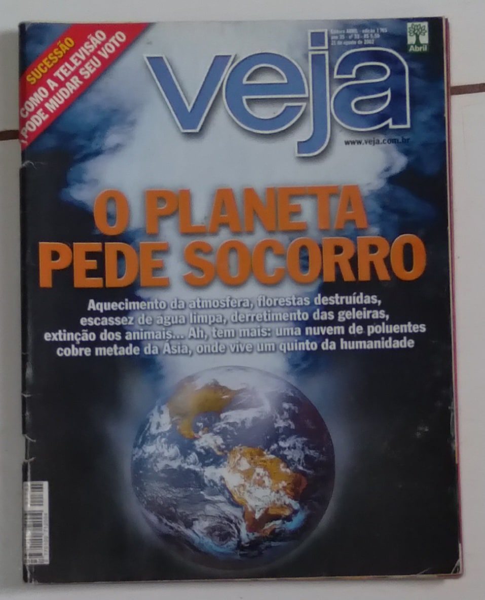 | Casa do Colecionador Ne5s. Revista Veja 1765. Planeta pede socorro. Sucessão e televisão.