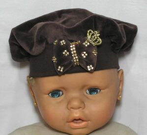 Touca Infantil Menina de 1 ano até 2 anos, Plush tipo aveludado com decoração frontal