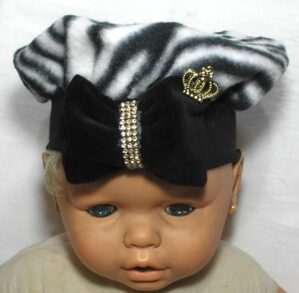 Touca Infantil Menina de 3 meses até 1 ano, Plush tipo aveludado com decoração frontal