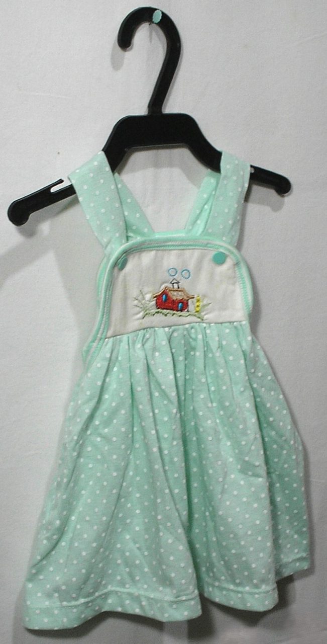 | Casa do Colecionador Vestido em malha da cor verde claro com bolinhas brancas, bordado casinha, veste menina de 1 a 6 meses