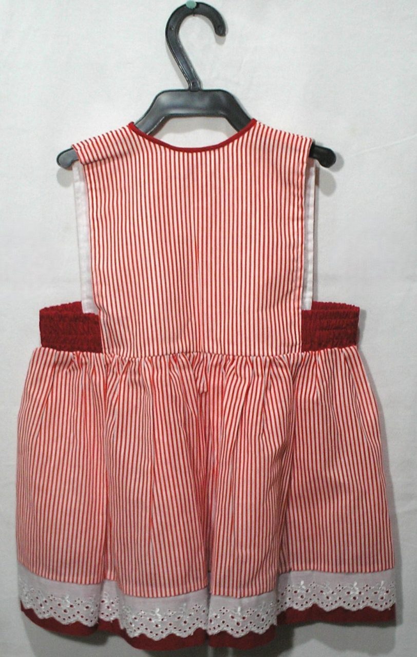| Casa do Colecionador Vestido infantil listrado com acabamento em vermelho sem mangas bordado e bainha em renda, veste menina 2 anos