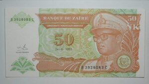 Zaire / Cédula Estrangeira / 50 Makuta - 1993 / Flor de Estampa