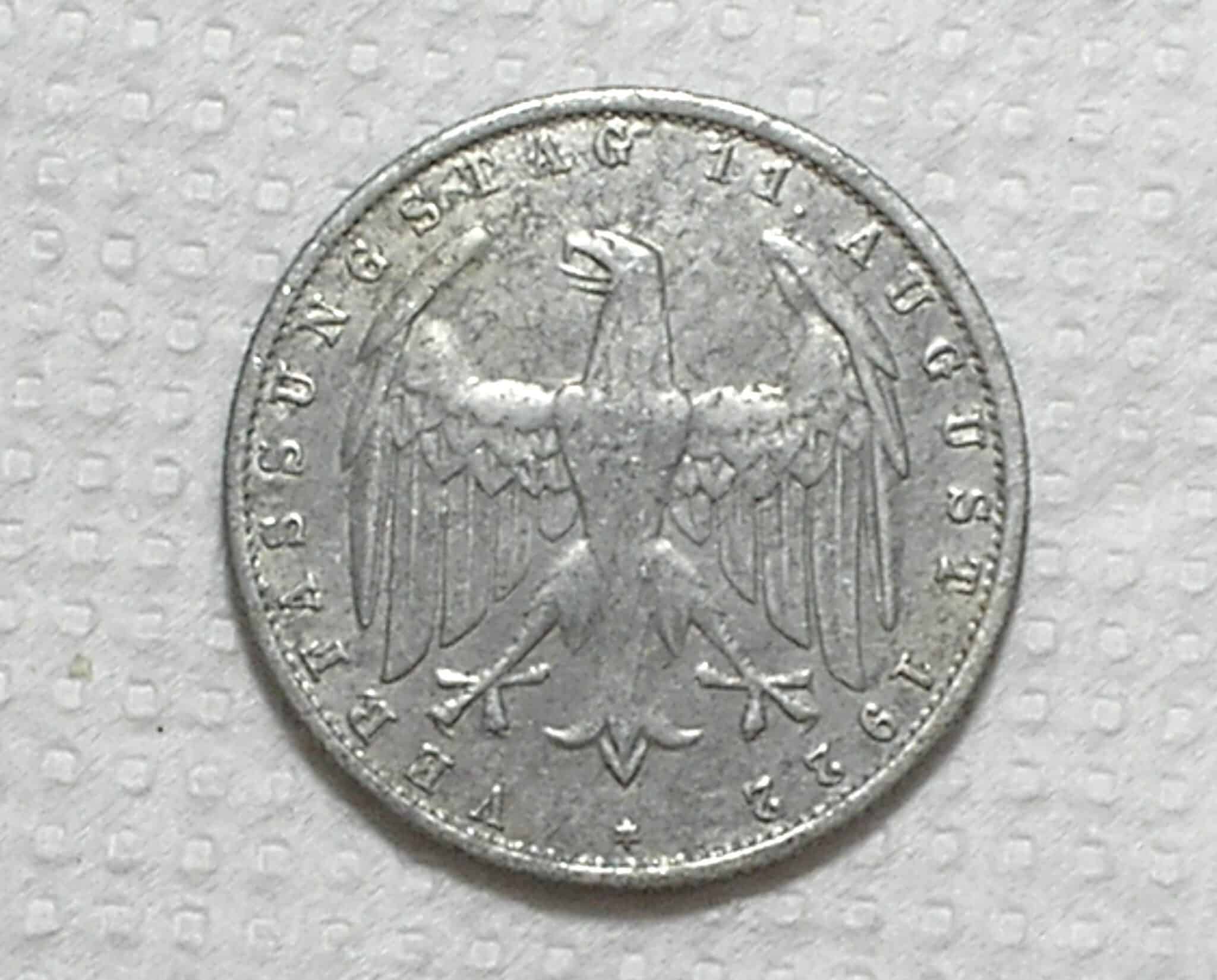 | Casa do Colecionador Alemanha Democrática) 3 Mark - 1922-a (Berlin) / 2,4g - 30mm / Al / box53