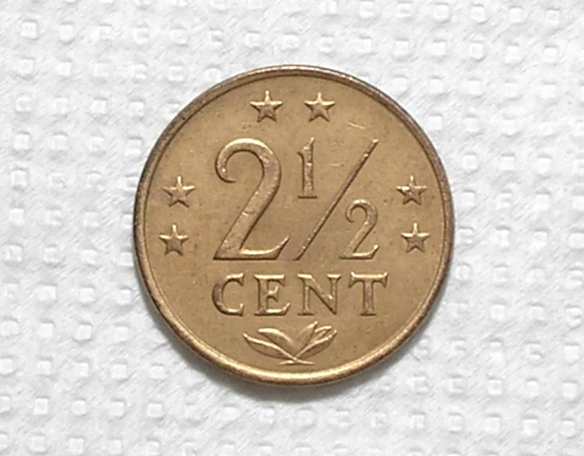 | Casa do Colecionador Antilhas Holandesas) 2-1/2 Cents - 1973 / 4g - 23mm / Bronze / S/Fc / box53
