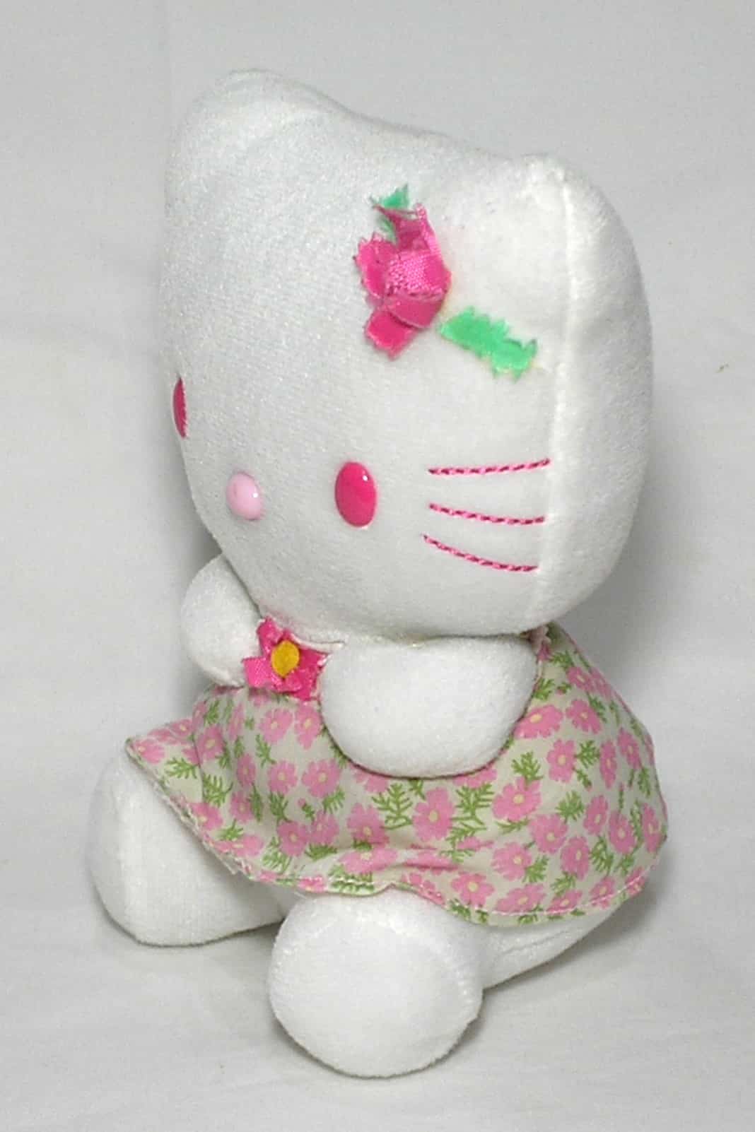 | Casa do Colecionador Boneca de pelúcia da Hello Kitty - super fofa, muito macia e linda