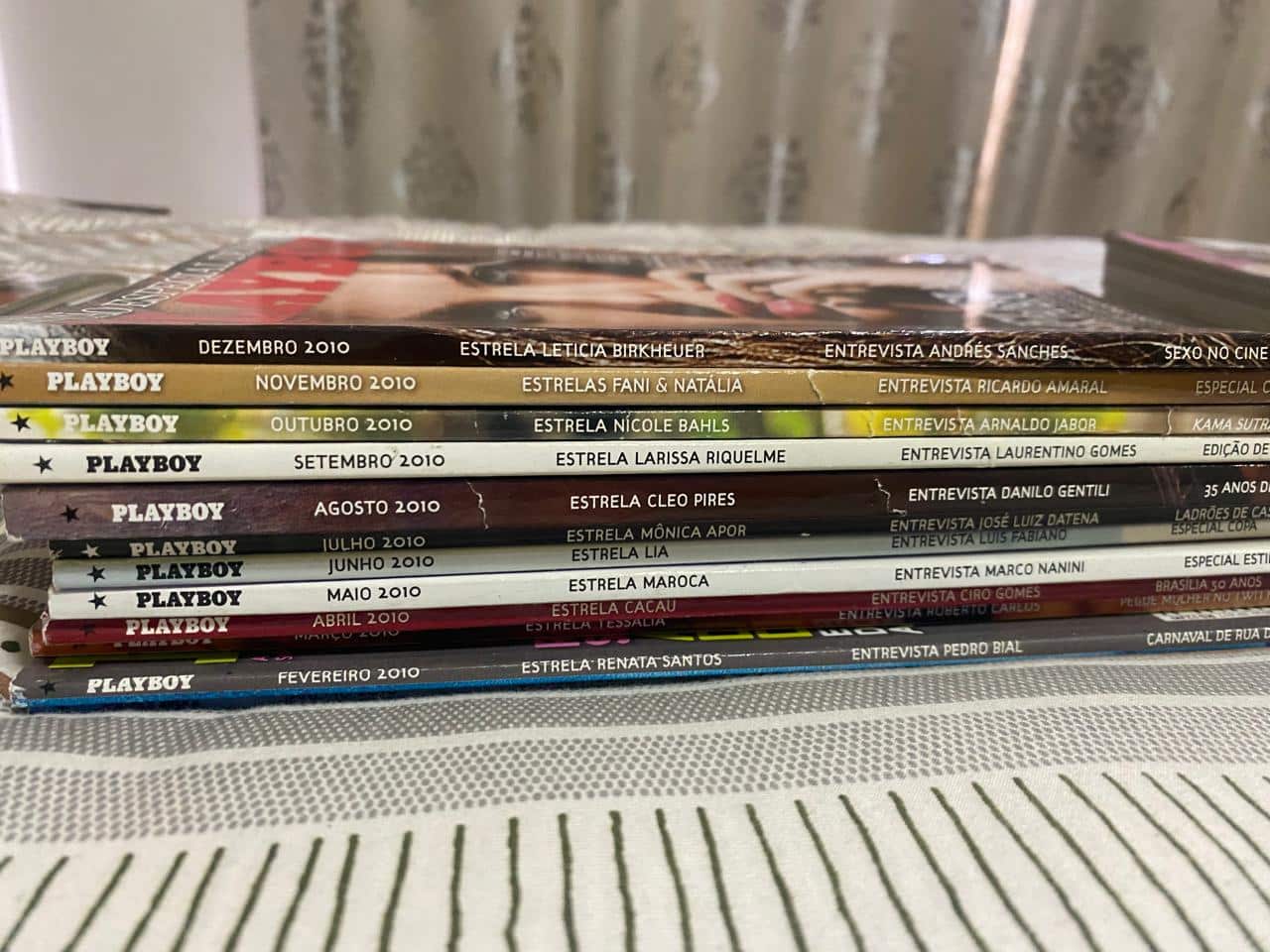 | Casa do Colecionador Combo de Revistas Playboy; 82 Volumes. Março de 2009 a dezembro de 2015