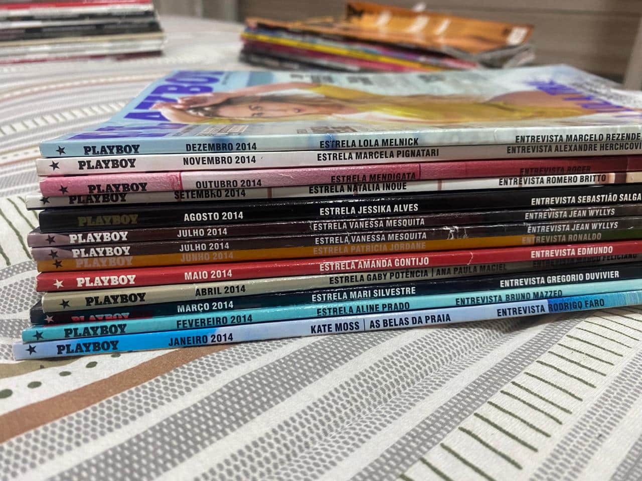 | Casa do Colecionador Combo de Revistas Playboy; 82 Volumes. Março de 2009 a dezembro de 2015