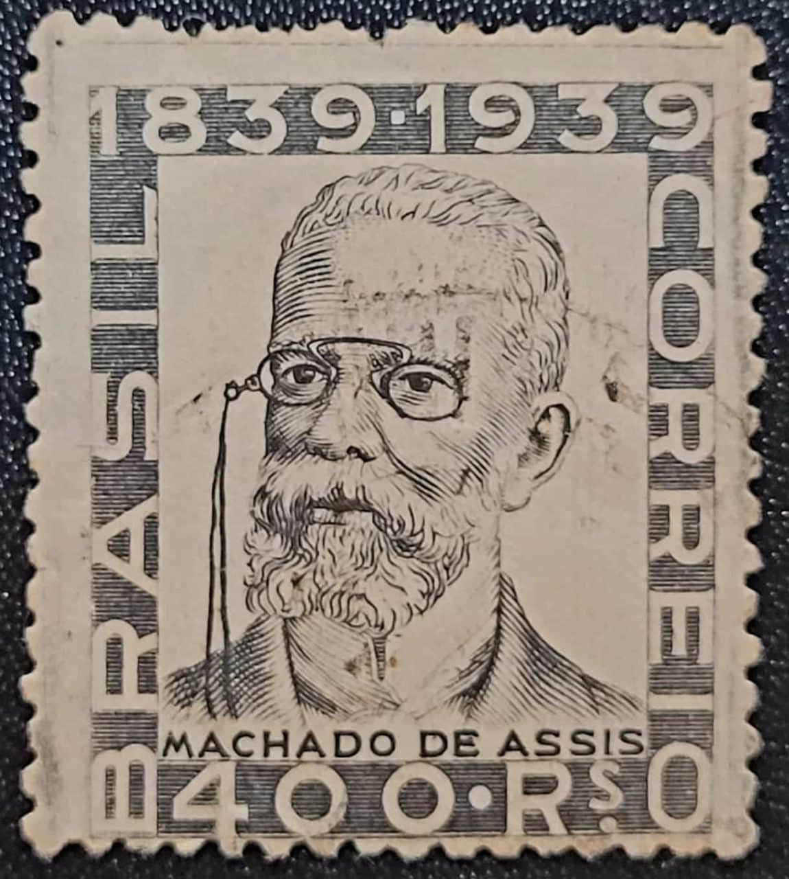 | Casa do Colecionador Comemorativos - RHM C0152 A (Usado - Variedade) 400 Réis - Centenário do Nascimento de Joaquim Maria Machado de Assis - 01/11/1940 (Selos do Brasil)