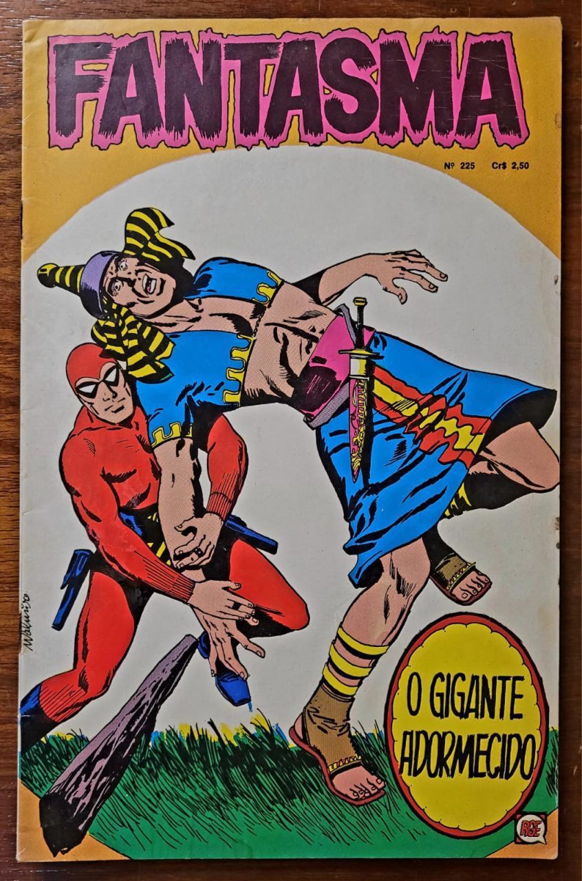 | Casa do Colecionador Fantasma Nº 225 - O Gigante Adormecido (Rio Gráfica Editora) Dezembro de 1974 (HQ/Gibi)